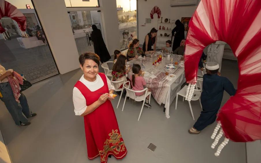 Нижегородские мастера хохломской росписи представили свое искусство на Днях русской культуры в Катаре